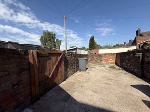 Photo 9- click for photo gallery